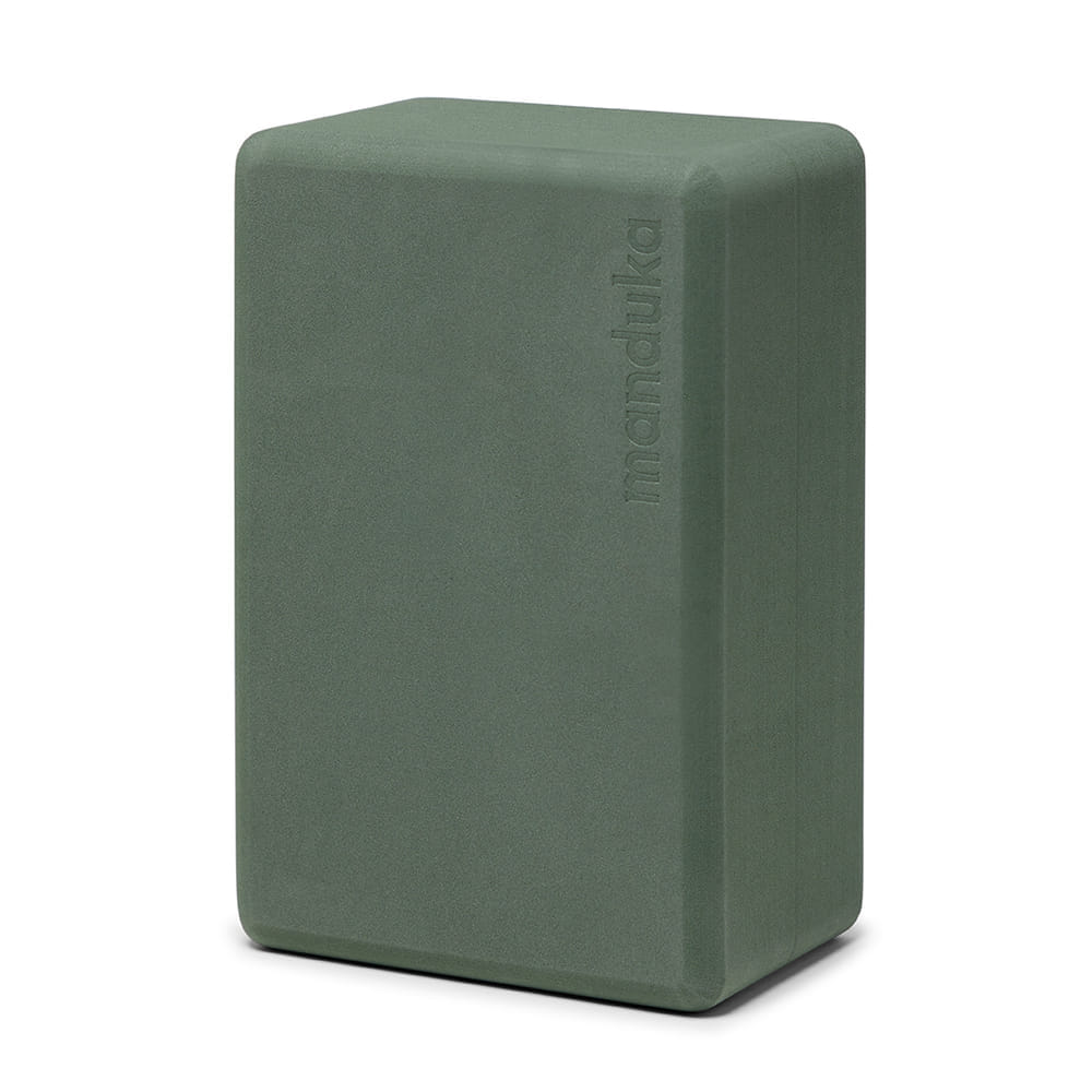 บล็อคโยคะ MANDUKA รุ่น RECYCLED FOAM - สีเขียว